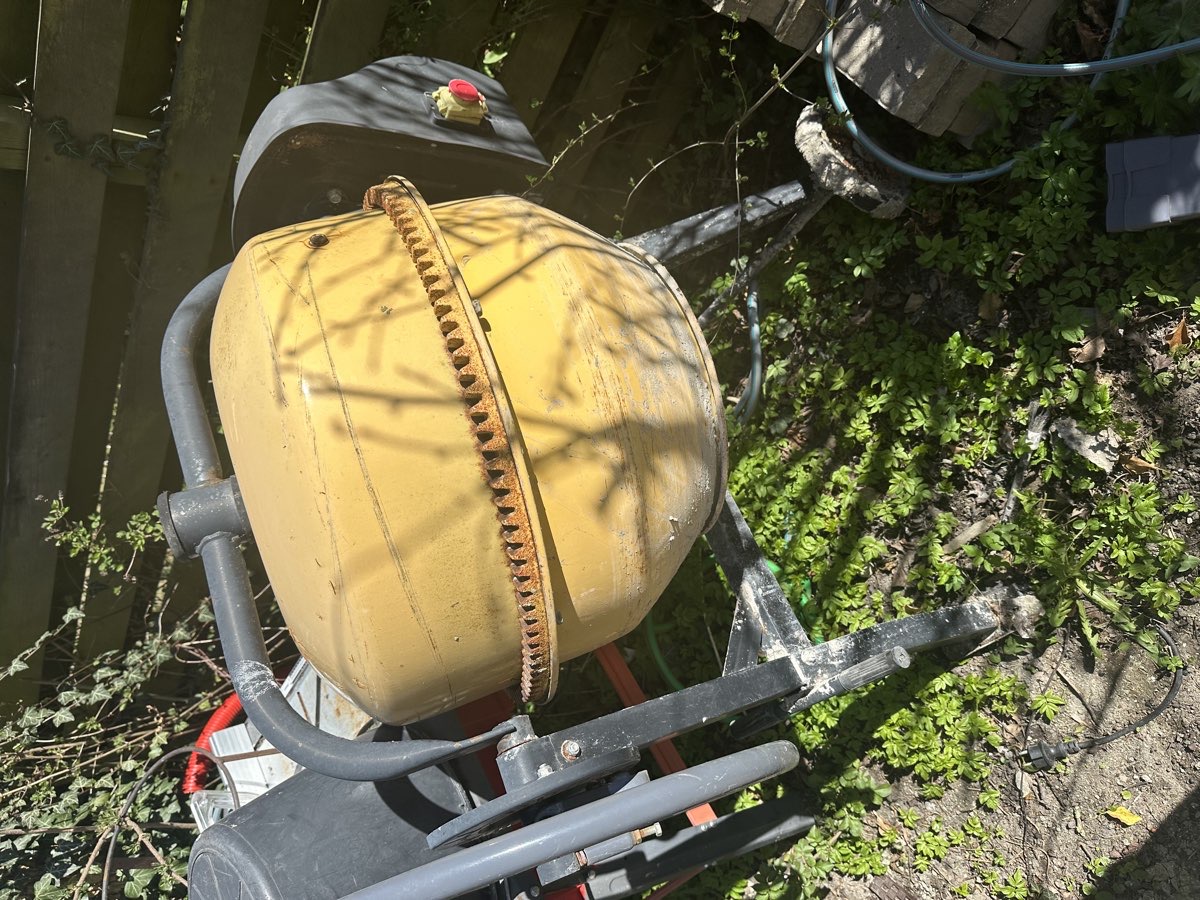Betonblander 120 L Probuilder