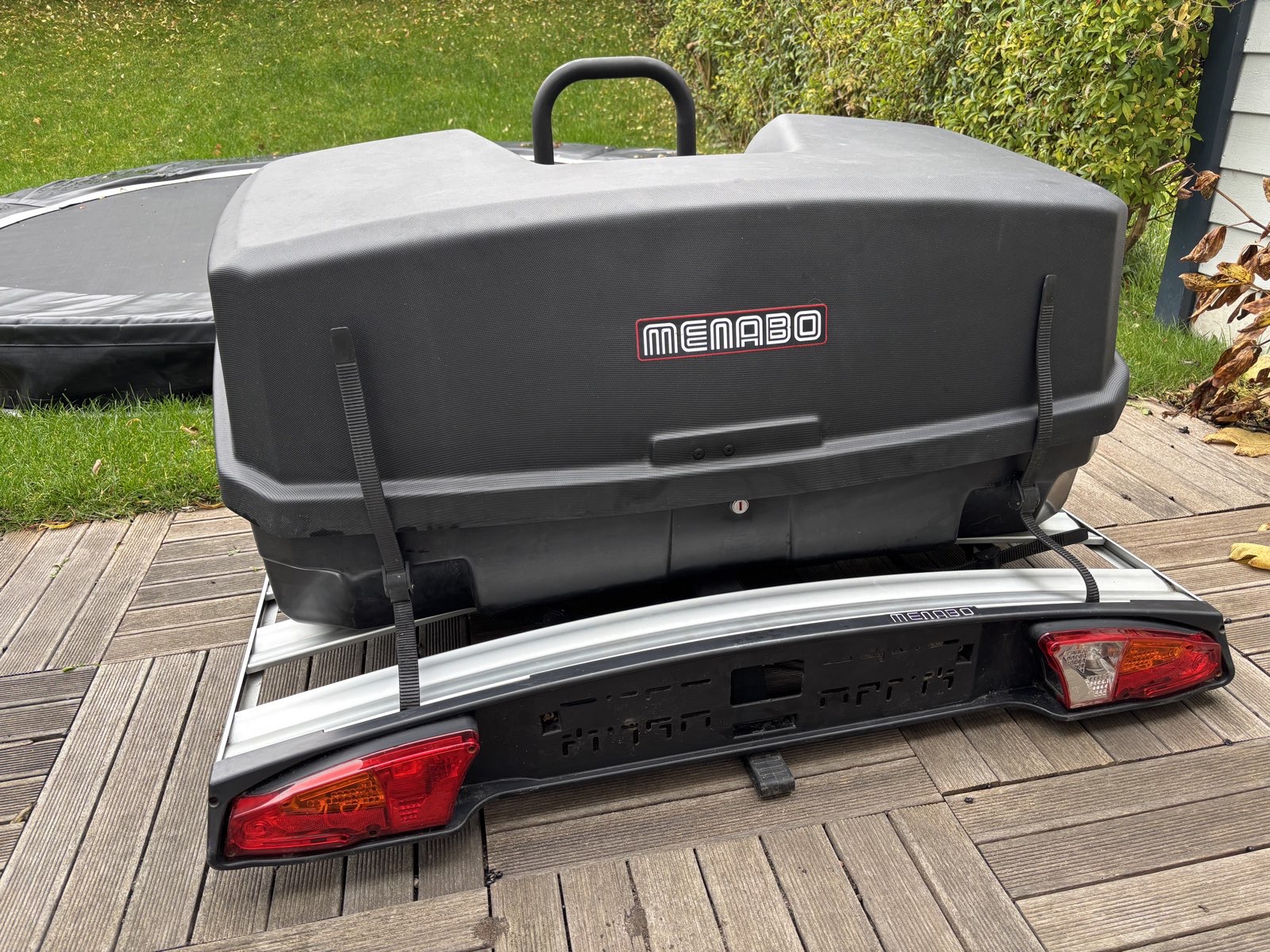 Cykelholder med bagageboks fra Menabo Menabo Alcor 4