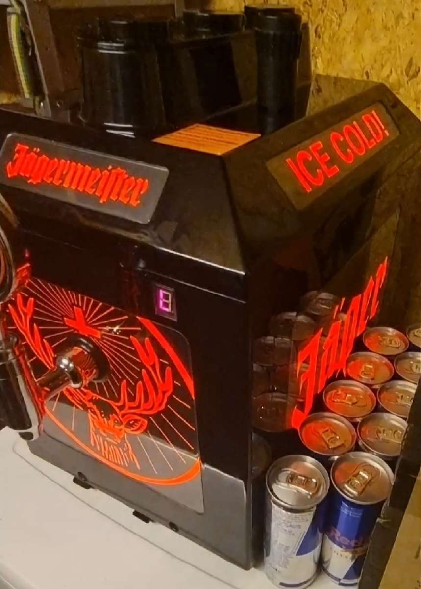 Lej en Jägermeister Cooler