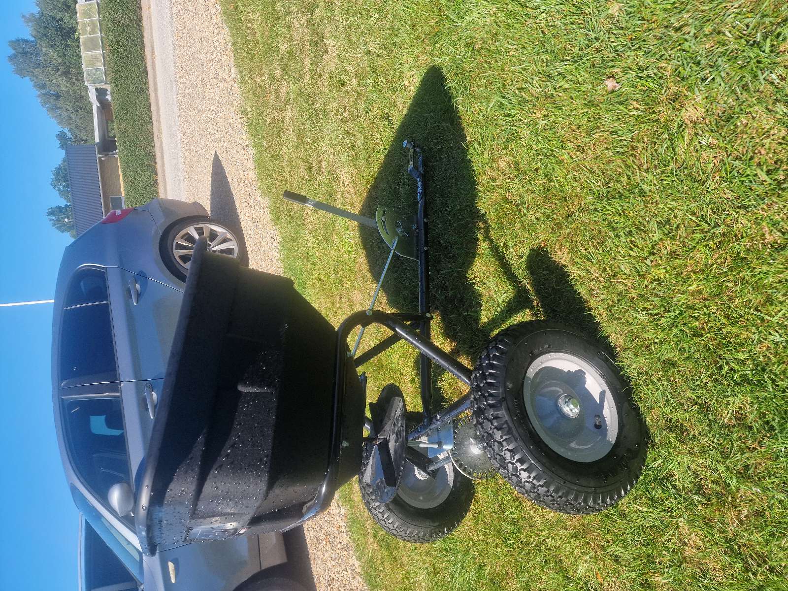 Kalk og gødning spreder til havetraktor