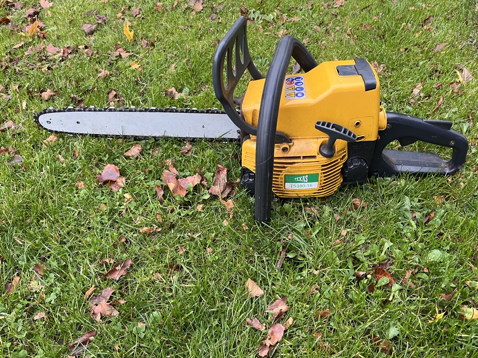 Motorsav med 16 tommer sværd