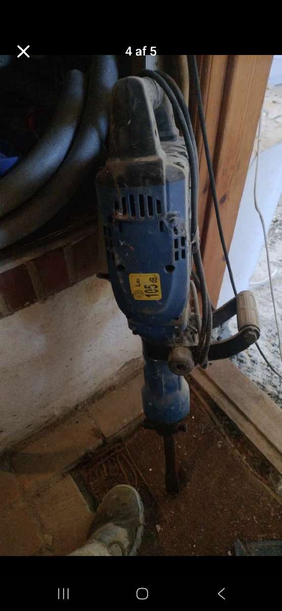 Nedbrydningen hammer/el hammer