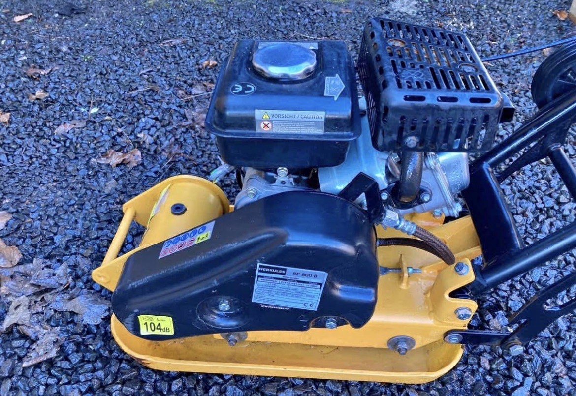 Pladevibrator udlejes