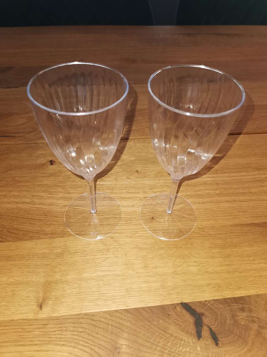 Lej en Plastik Vinglas