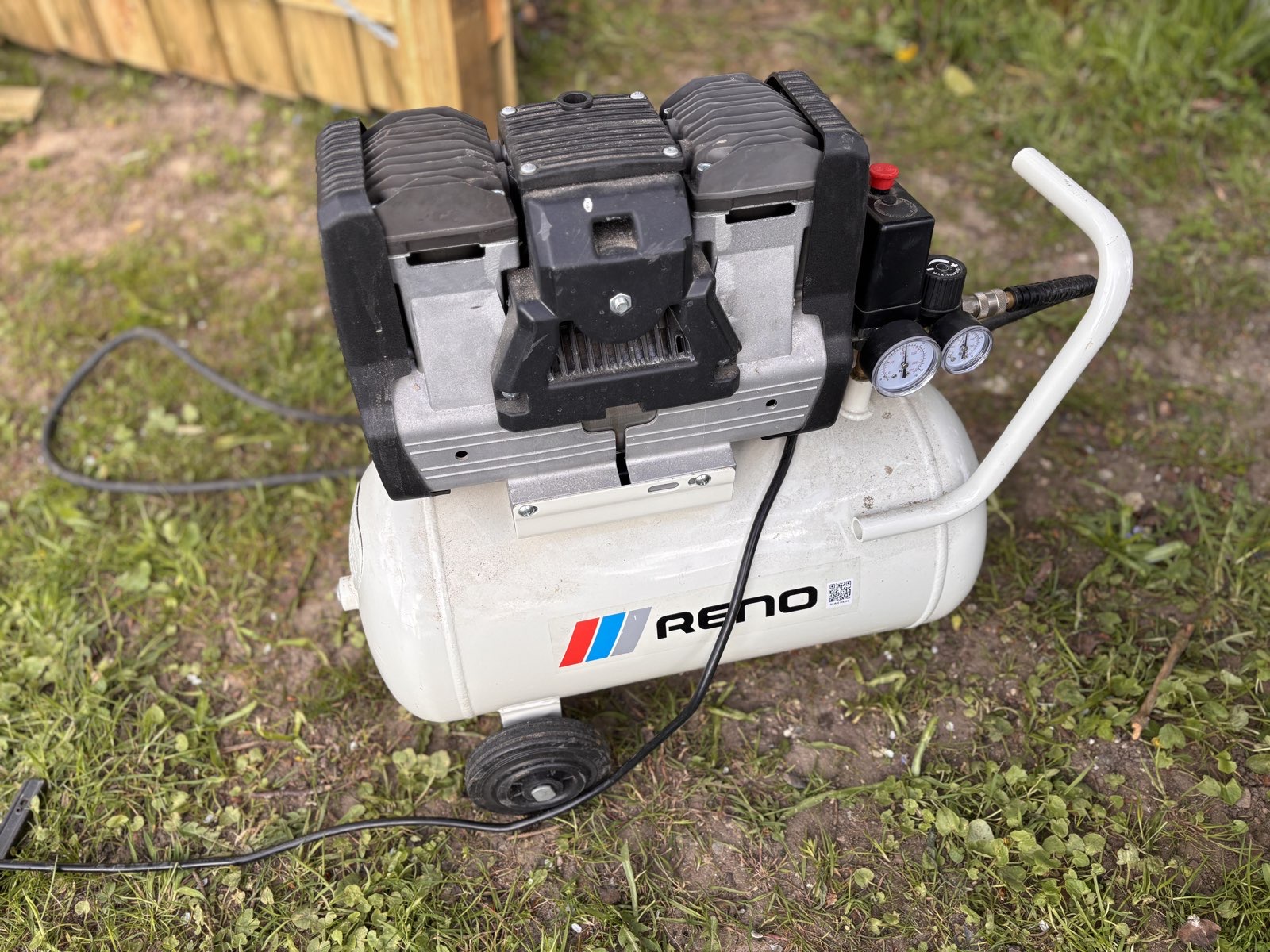 Reno støjsvag kompressor