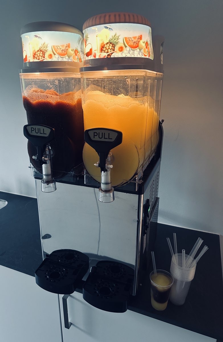 Lej en Slushice Maskine