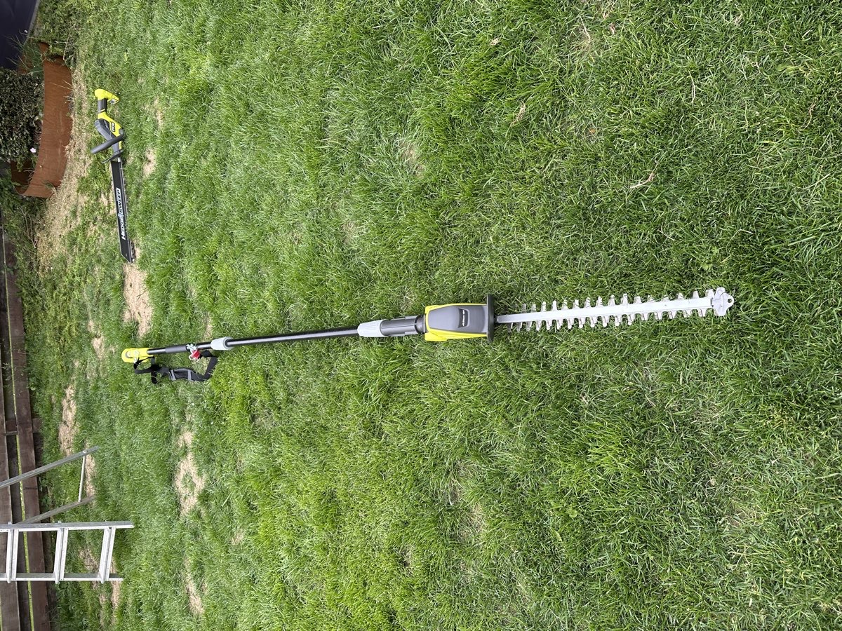 Teleskop hækkeklipper Ryobi