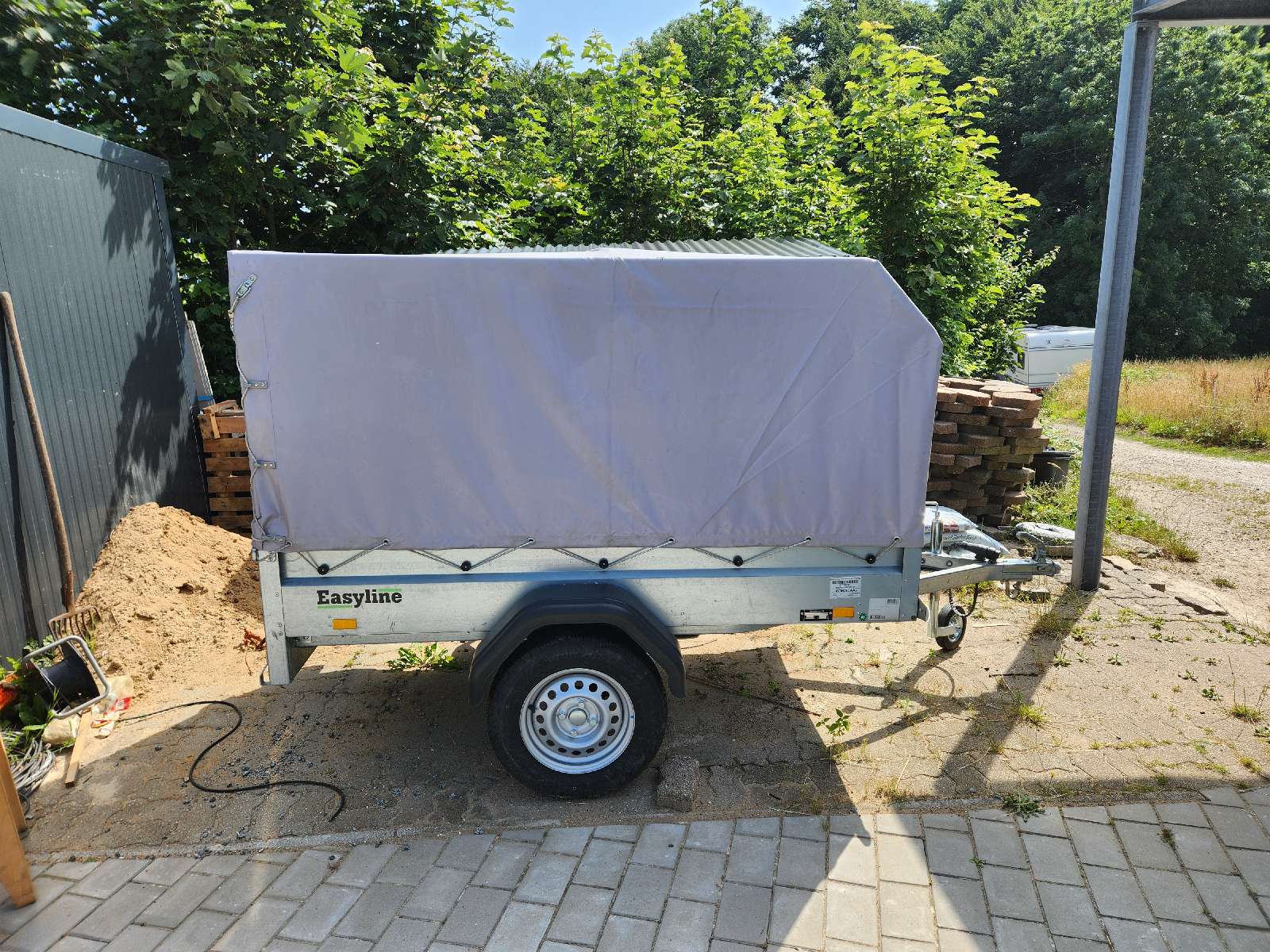 Trailer med presenning