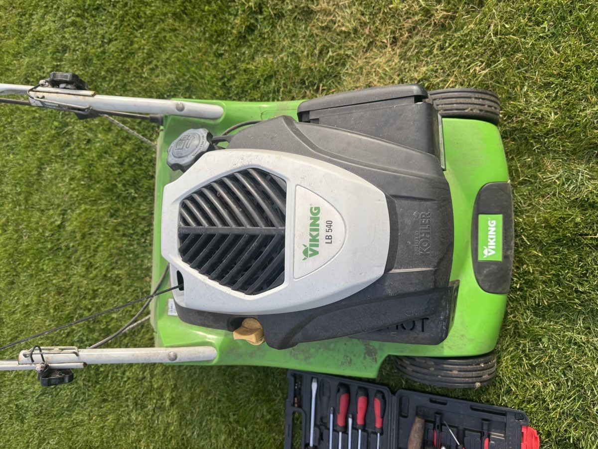 Lej en Vertikalskærer